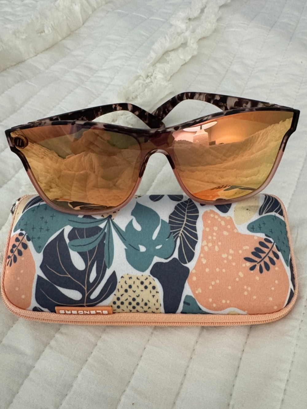 Blenders Polarized Lion Heart Sunglasses Peachy Champagne Mirrored Lenses